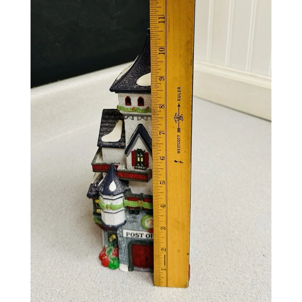 Department 56 1992 Heritage Village North Pole Series Post Office 5623-5 Retired